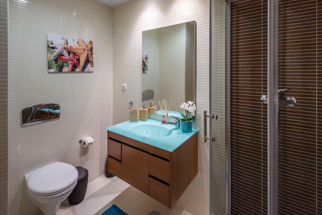 Appartamento Oceanfront: Luxury Magnificent Views And Pool Olhão Esterno foto
